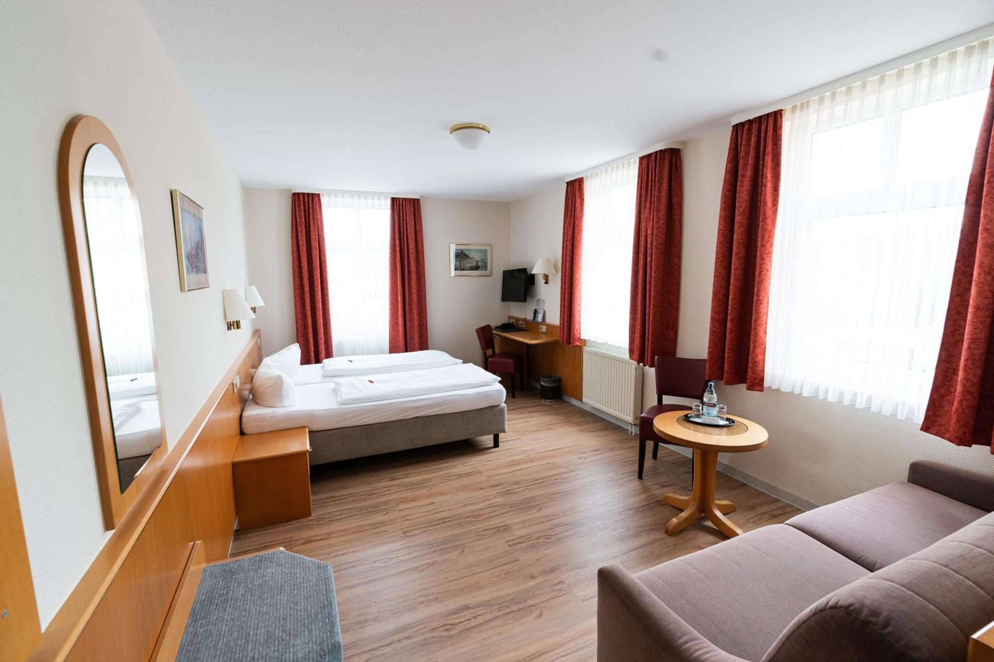 Hotel Am Stadthaus Neuenburg am Rhein Cameră foto